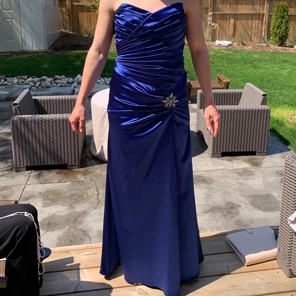 Prom Dress - Picture 2 of 2